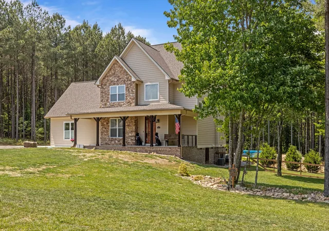 Photo 1 of Single family home for sale at 2485 River Blfs Dr, Jasper, TN 37347 | MLS# 3217917 | Listing updated on 2026-09-28