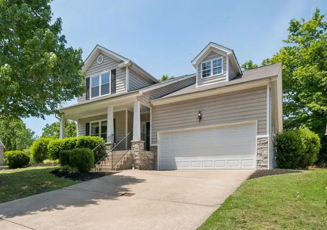 Photo 1 of Single family home for sale at 1901 Deep Woods Trl, Nashville, TN 37214 | MLS# 3221202 | Listing updated on 2026-09-15