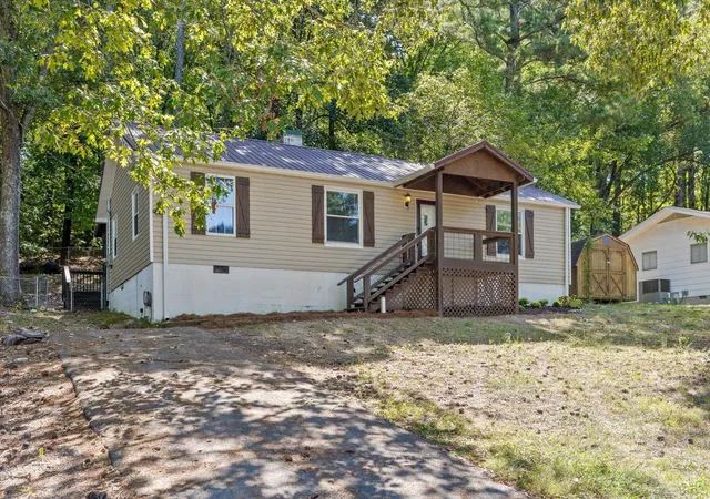 Photo 2 of Single family home for sale at 1310 Labrea Dr, Chattanooga, TN 37421 | MLS# 3218233 | Listing updated on 2026-09-12