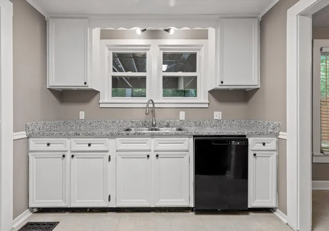 Photo 4 of Single family home for sale at 1310 Labrea Dr, Chattanooga, TN 37421 | MLS# 3218233 | Listing updated on 2026-09-12