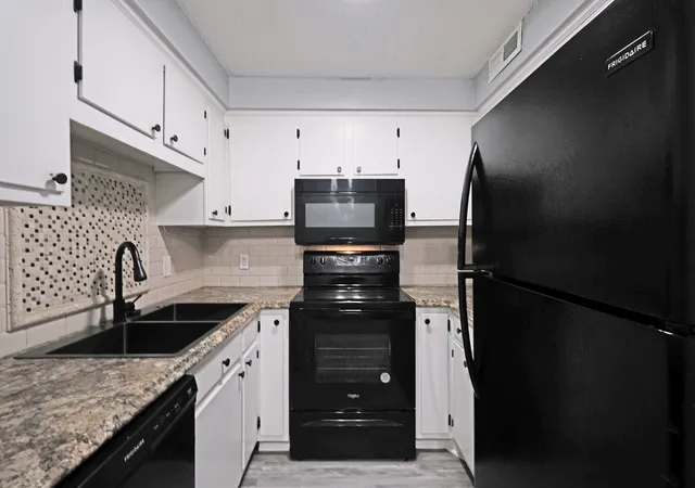 Photo 3 of Condo for sale at 500 Paragon Mills Rd #N13, Nashville, TN 37211 | MLS# 3218264 | Listing updated on 2026-09-11