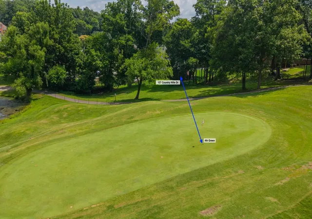 Photo 3 of Mansion for sale at 127 Country Hills Dr, Hendersonville, TN 37075 | MLS# 3246630 | Listing updated on 2026-09-12
