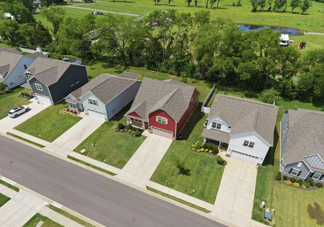 Photo 4 of Single family home for sale at 2407 Fig Dr, Murfreesboro, TN 37127 | MLS# 3220442 | Listing updated on 2026-09-13