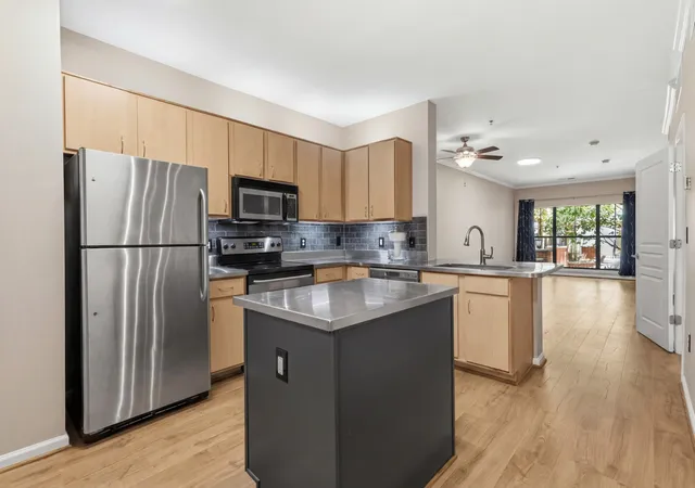 Photo 4 of Condo for sale at 1803 Broadway #112, Nashville, TN 37203 | MLS# 3230914 | Listing updated on 2026-09-24