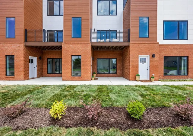 Photo 3 of Townhouse for sale at 2451 Pea Ridge Rd, Clarksville, TN 37040 | MLS# 3220715 | Listing updated on 2026-09-14