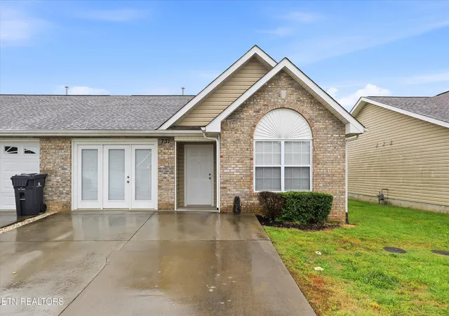 Photo 1 of Condo for sale at 731 High Point Way, Knoxville, TN 37912 | MLS# 3229091 | Listing updated on 2026-09-11