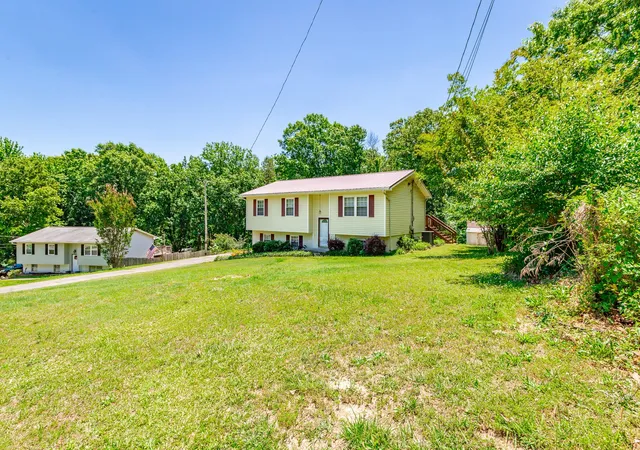 Photo 3 of Single family home for sale at 2361 Rolling Brk Dr NE, Cleveland, TN 37323 | MLS# 3298184 | Listing updated on 2026-09-11