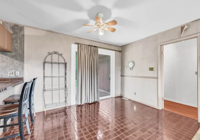Photo 4 of Single family home for sale at 1692 Gratton Rd, Clarksville, TN 37043 | MLS# 3223021 | Listing updated on 2026-10-10