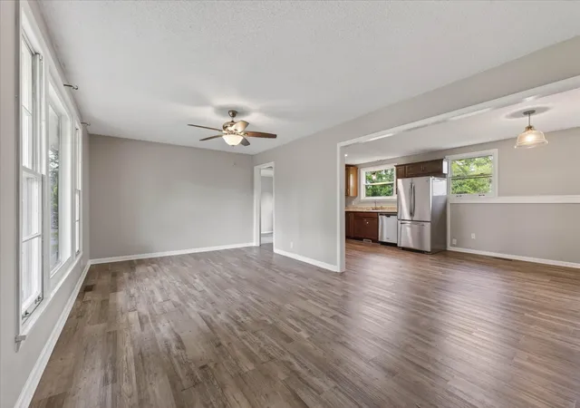 Photo 2 of Single family home for sale at 422 Burch Rd, Clarksville, TN 37042 | MLS# 3231403 | Listing updated on 2026-09-15