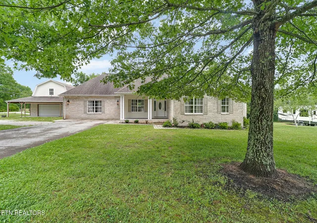 Photo 3 of Single family home for sale at 809 Buffalo Tr, Clarkrange, TN 38553 | MLS# 3221834 | Listing updated on 2026-09-15