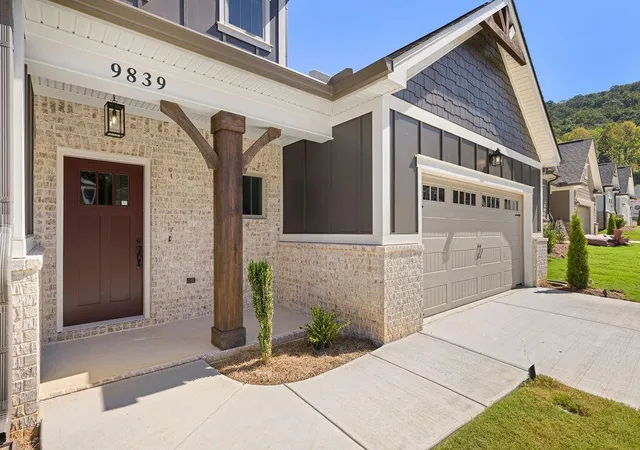Photo 2 of Single family home for sale at 9839 Mayfly Rd, Ooltewah, TN 37363 | MLS# 3258660 | Listing updated on 2026-09-13
