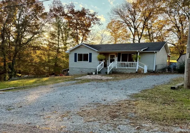 Photo 1 of Single family home for sale at 49 Roberts Ln, Lebanon, TN 37087 | MLS# 3225056 | Listing updated on 2026-09-12
