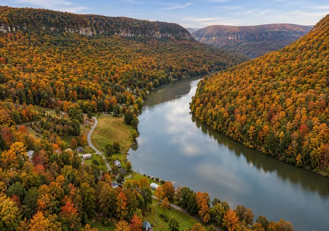 Photo 4 of Land for sale at 20045 River Cyn Rd, Chattanooga, TN 37405 | MLS# 3224624 | Listing updated on 2026-10-23