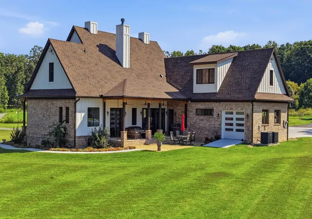 Photo 3 of Single family home for sale at 12631 Jones Gap Rd, Soddy Daisy, TN 37379 | MLS# 3224671 | Listing updated on 2026-09-11