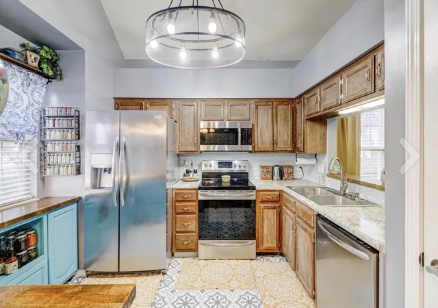 Photo 2 of Single family home for sale at 1011 Lassiter Dr, Goodlettsville, TN 37072 | MLS# 3226069 | Listing updated on 2026-09-10