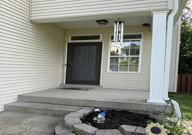 Photo 3 of Single family home for sale at 1011 Lassiter Dr, Goodlettsville, TN 37072 | MLS# 3226069 | Listing updated on 2026-09-10
