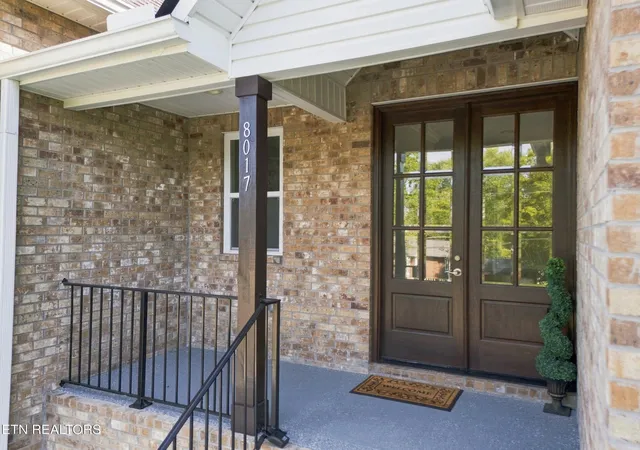 Photo 3 of Single family home for sale at 8017 Little Joe Rd, Powell, TN 37849 | MLS# 3544533 | Listing updated on 2026-09-11
