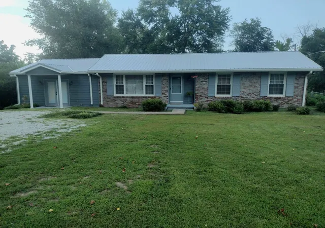 Photo 1 of Single family home for sale at 108 Sherry Ln, Dickson, TN 37055 | MLS# 3225136 | Listing updated on 2026-09-15