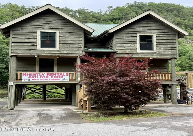Photo 1 of Single family home for sale at 1667 Cherohala Skyway, Tellico Plains, TN 37385 | MLS# 3225337 | Listing updated on 2026-09-11