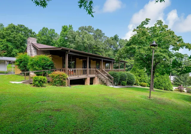 Photo 1 of Single family home for sale at 407 White Rd, Chattanooga, TN 37421 | MLS# 3225620 | Listing updated on 2026-09-11