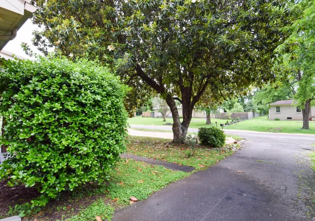 Photo 4 of Single family home for sale at 126 Glenn Ave, Gallatin, TN 37066 | MLS# 3229848 | Listing updated on 2026-09-14