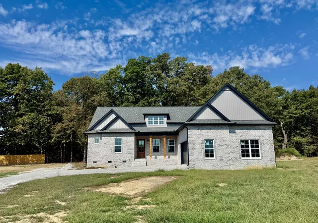 Photo 1 of Single family home for sale at 121 Settlers Trace, Tullahoma, TN 37388 | MLS# 3526650 | Listing updated on 2026-09-13