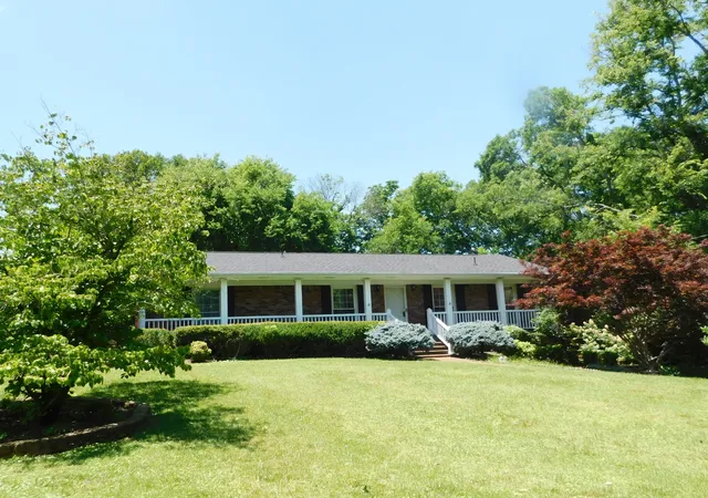 Photo 2 of Single family home for sale at 1144 Spencer Ave, Gallatin, TN 37066 | MLS# 3243052 | Listing updated on 2026-09-14