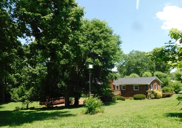 Photo 3 of Single family home for sale at 1144 Spencer Ave, Gallatin, TN 37066 | MLS# 3243052 | Listing updated on 2026-09-14