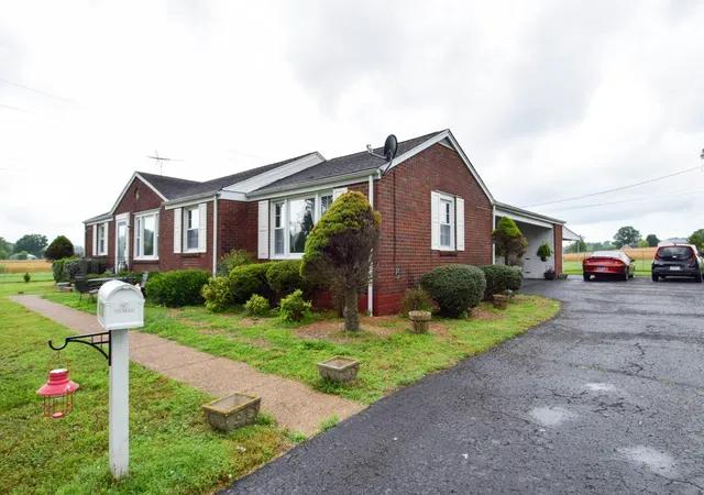 Photo 3 of Single family home for sale at 6070 Hwy 49e, Springfield, TN 37172 | MLS# 3233770 | Listing updated on 2026-09-14