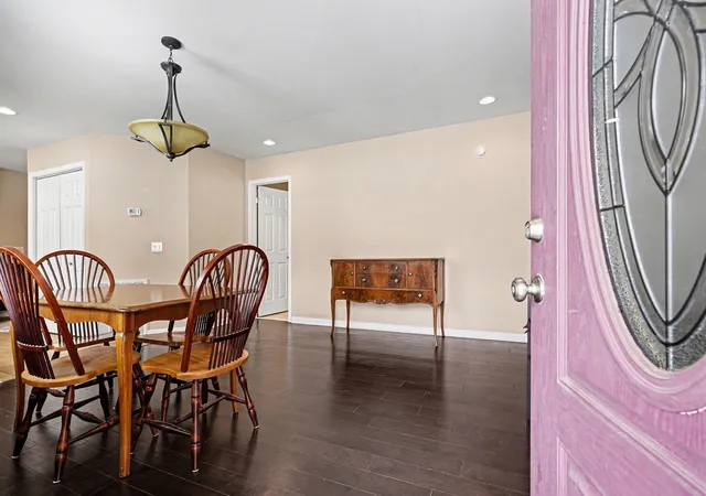 Photo 4 of Single family home for sale at 201 Glenwood Dr, Goodlettsville, TN 37072 | MLS# 3233958 | Listing updated on 2026-09-15
