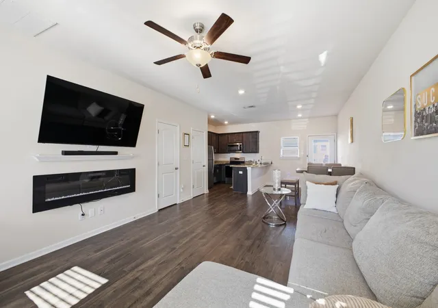 Photo 4 of Townhouse for sale at 4066 Cody Dr, La Vergne, TN 37086 | MLS# 3229935 | Listing updated on 2026-09-22