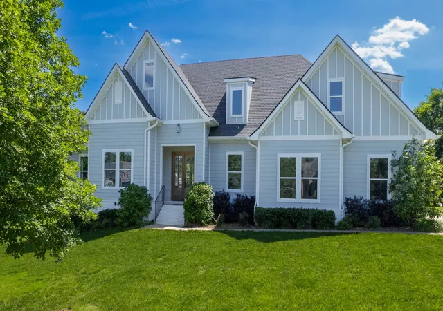 Photo 1 of Single family home for sale at 730 Hamilton Dr, Gallatin, TN 37066 | MLS# 3230866 | Listing updated on 2026-09-15