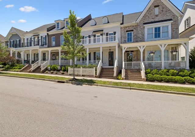 Photo 3 of Townhouse for sale at 3030 Hathaway St, Franklin, TN 37064 | MLS# 3230679 | Listing updated on 2026-09-25