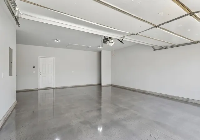 Photo 3 of Single family home for sale at 6006 Monroe Way, Spring Hill, TN 37174 | MLS# 3230476 | Listing updated on 2026-09-21