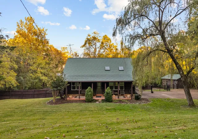 Photo 3 of Single family home for sale at 1396 Pleasant Hl Rd, Nashville, TN 37214 | MLS# 3242580 | Listing updated on 2026-09-14