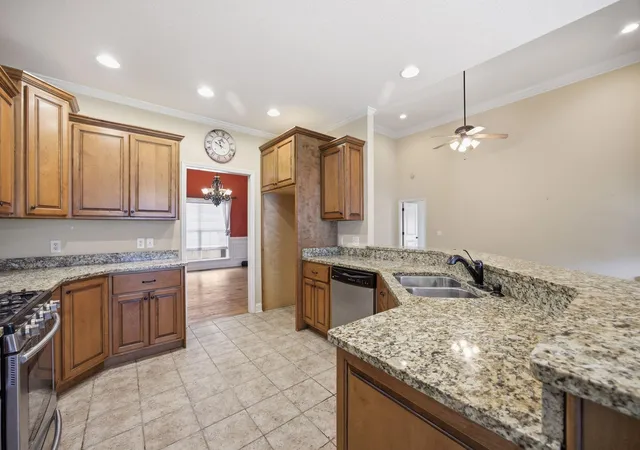 Photo 3 of Single family home for sale at 178 Kailors Cvs Cir, Ringgold, GA 30736 | MLS# 3233539 | Listing updated on 2026-09-15