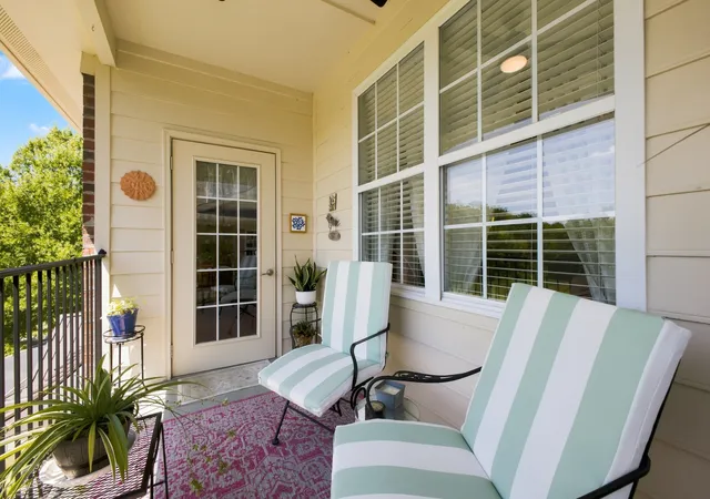 Photo 3 of Condo for sale at 3201 Aspen Grv Dr #H7, Franklin, TN 37067 | MLS# 3514477 | Listing updated on 2026-09-11