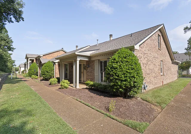Photo 3 of Townhouse for sale at 900 General George Patton Rd, Nashville, TN 37221 | MLS# 3525605 | Listing updated on 2026-09-15