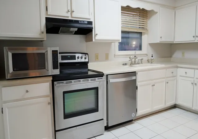 Listing Photo 4 - Condo for sale in building located at 257 Westfield Dr, Nashville, TN 37221