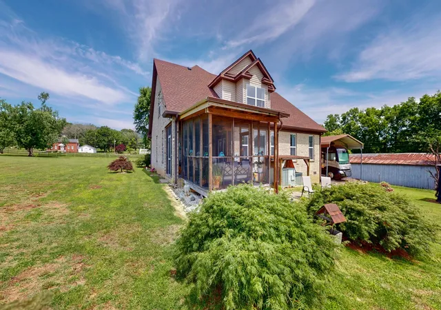 Photo 2 of Single family home for sale at 3128 31e Hwy, Bethpage, TN 37022 | MLS# 3232137 | Listing updated on 2026-09-15