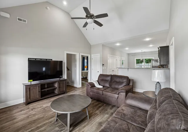 Photo 3 of Single family home for sale at 169 Grass Land St, Manchester, TN 37355 | MLS# 3232247 | Listing updated on 2026-09-14