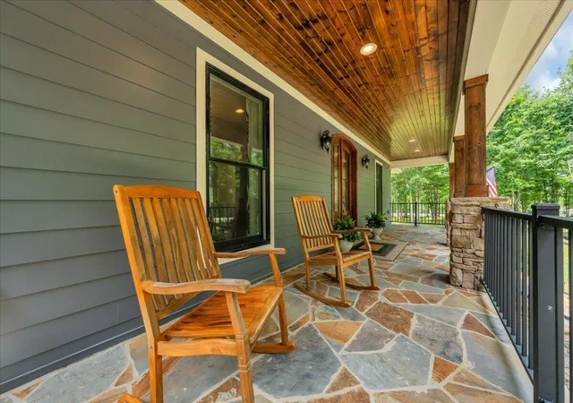 Photo 3 of Single family home for sale at 275 Wilderness Dr, Jasper, TN 37347 | MLS# 3232596 | Listing updated on 2026-09-14