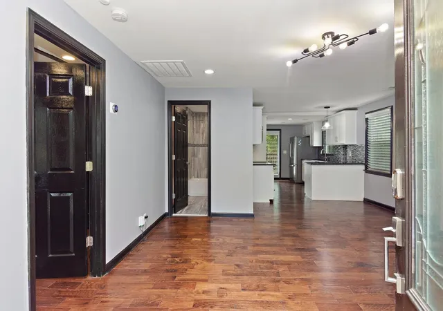 Photo 3 of Single family home for sale at 316 Edwin St, Nashville, TN 37207 | MLS# 3243448 | Listing updated on 2026-09-15
