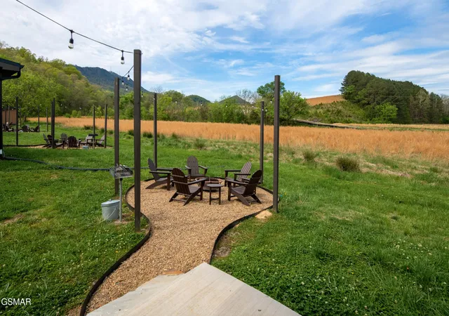 Photo 2 of Single family home for sale at 984 Goose Gap Rd #9, Sevierville, TN 37876 | MLS# 3544637 | Listing updated on 2026-10-13