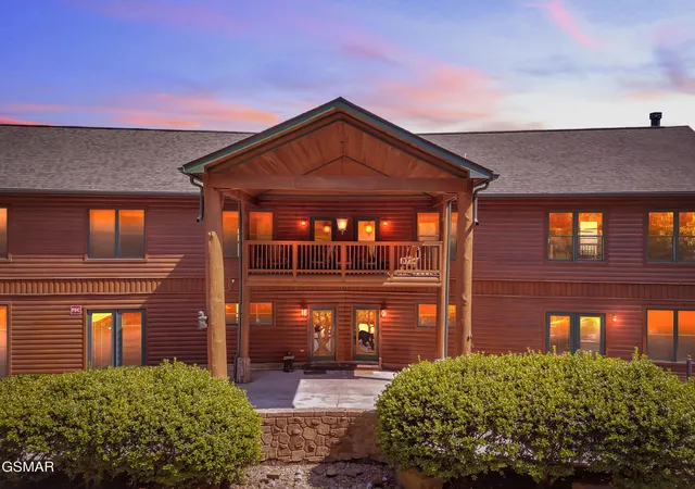 Photo 3 of Mansion for sale at 365 Smoky View Rd, Gatlinburg, TN 37738 | MLS# 3302138 | Listing updated on 2026-09-29