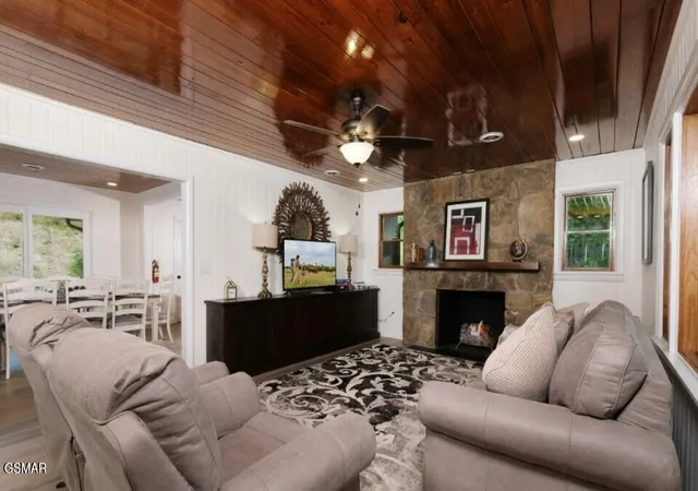 Photo 4 of Single family home for sale at 306 Glades Road, Gatlinburg, TN 37738 | MLS# 3525885 | Listing updated on 2026-09-11