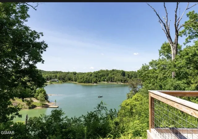 Photo 4 of Single family home for sale at 2145 Stillhouse Rd, Dandridge, TN 37725 | MLS# 3548153 | Listing updated on 2026-09-23