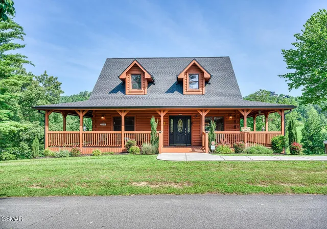 Photo 1 of Single family home for sale at 2028 Piney Overlook Ln, Sevierville, TN 37862 | MLS# 3548164 | Listing updated on 2026-09-14