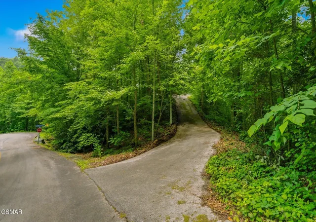 Photo 1 of Land for sale at 2405 Deep Spring Ln, Sevierville, TN 37862 | MLS# 3269832 | Listing updated on 2026-09-11