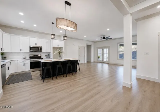 Photo 3 of Single family home for sale at 136 Cvs Springs Dr, Dandridge, TN 37725 | MLS# 3269842 | Listing updated on 2026-09-11